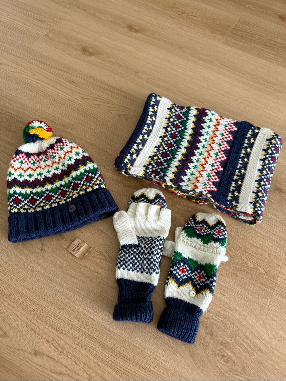 American Eagle Navy Multicolor Knit Hat, Mittens & Scarf Set